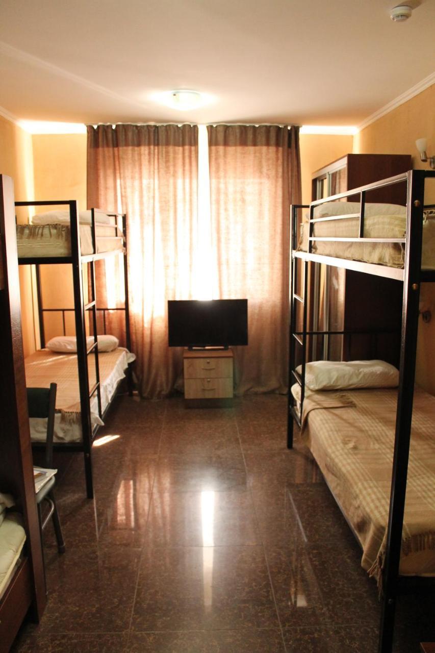 Astana Best Hostel Extérieur photo